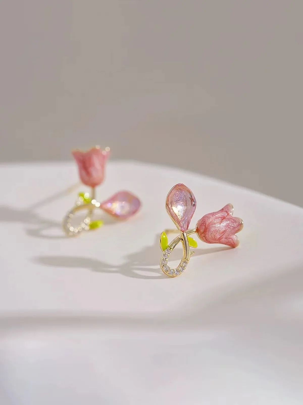Sense pink Enamel Glazed Tulip Earrings