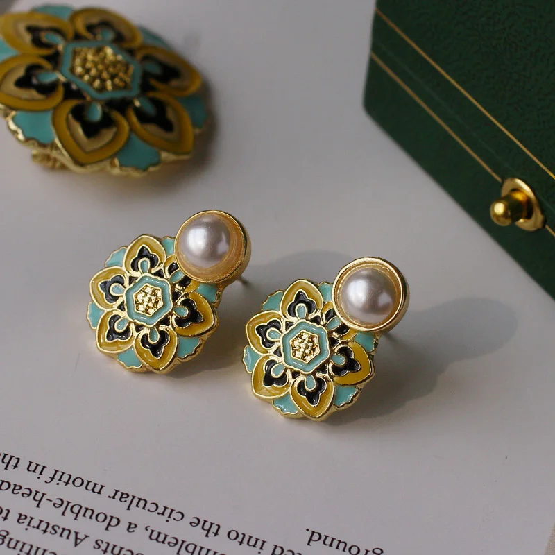 Green & Yellow Enamel Pearl Geometric Flower Metal Stud Earrings