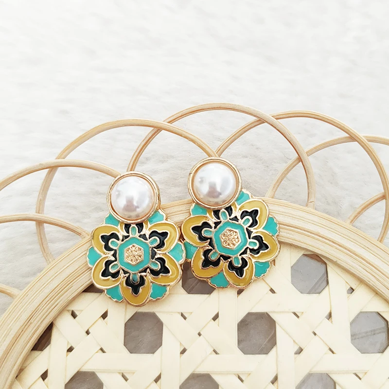 Green & Yellow Enamel Pearl Geometric Flower Metal Stud Earrings