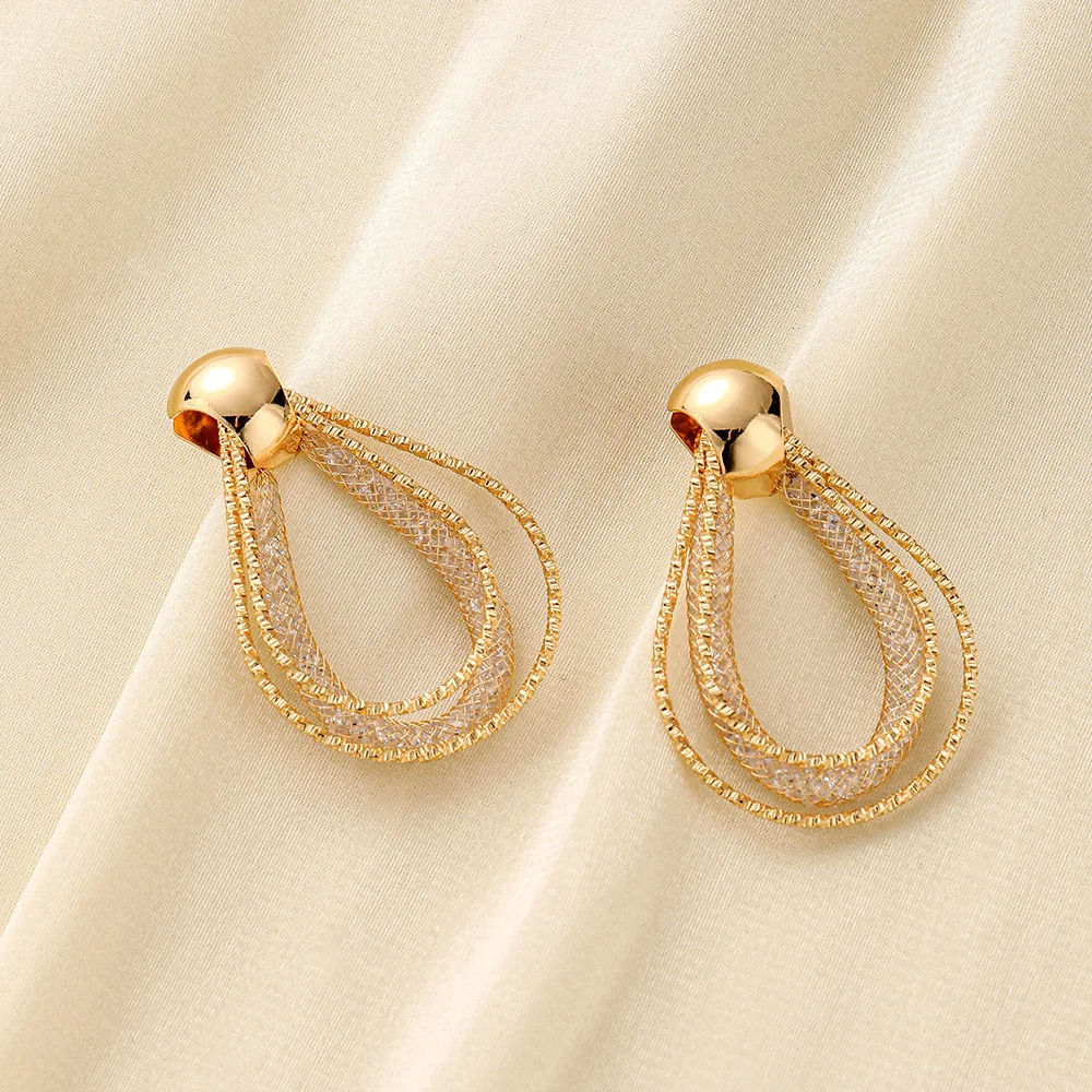 Hollow Mesh Pocket Rhinestone Oval Women's Earrings