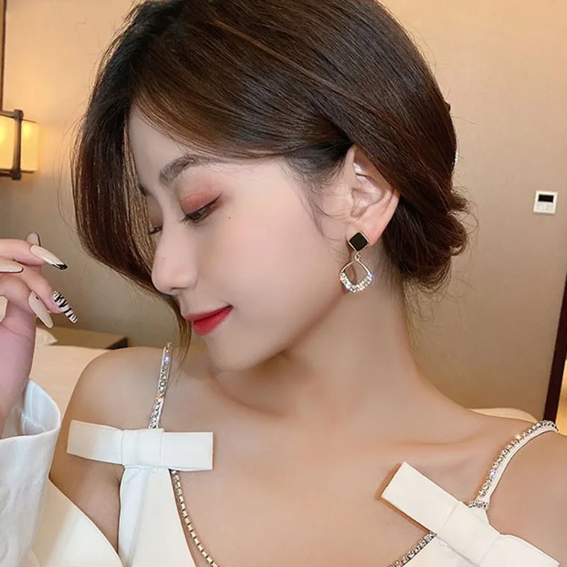 Delicate Geometric Zircon Square Earrings