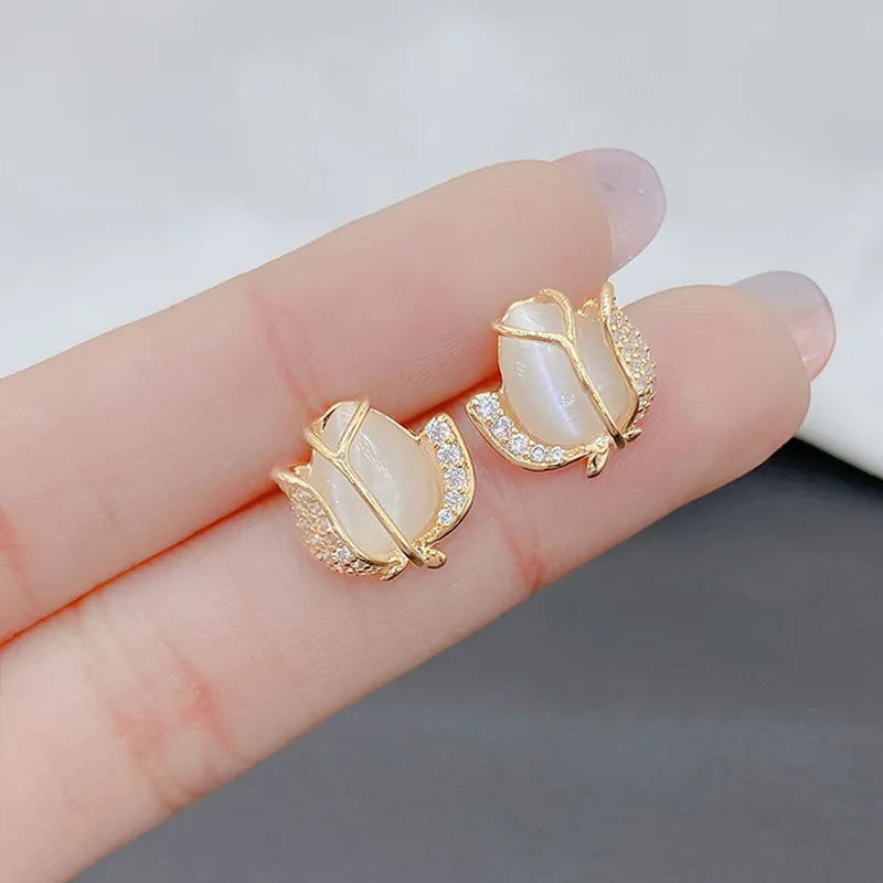 High-end Tulip Zircon Earrings Female Exquisite Light Luxury Earrings Simple Versatile Earrings